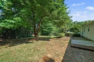 529 Bluff Ct, Woodstock, GA 30188 - Photo 29