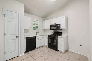 529 Bluff Ct, Woodstock, GA 30188 - Photo 7