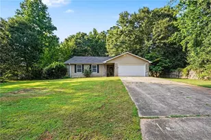 2900 Rosecommons Dr, Hampton, GA 30228 - Photo 3
