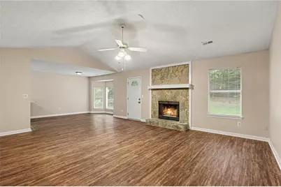 2900 Rosecommons Drive, Hampton, GA 30228 - Photo 5