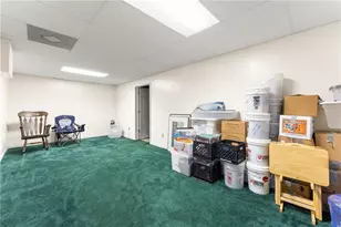 1085 Crystal Water Dr, Lawrenceville, GA 30045 - Photo 37