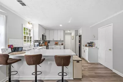 5052 Wind Point, Stone Mountain, GA 30088 - Photo 11