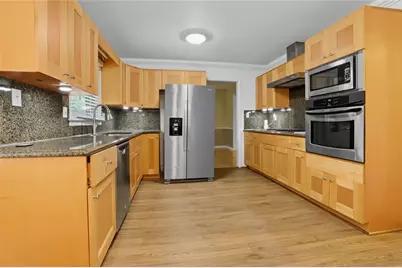 245 Pinetree Drive, Marietta, GA 30068 - Photo 27