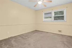 245 Pinetree Dr, Marietta, GA 30068 - Photo 43