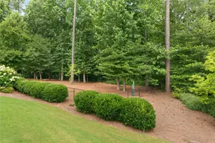 1002 Milhaven Dr, Roswell, GA 30076 - Photo 51