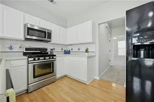 3221 Mill Springs Circle, Buford, GA 30519 - Photo 5