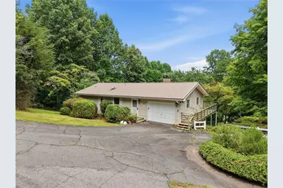 2325 Ridgecrest Circle, Hiawassee, GA 30546 - Photo 1