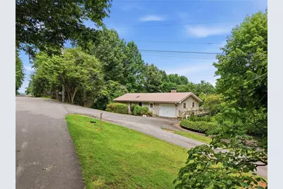 2325 Ridgecrest Circle, Hiawassee, GA 30546 - Photo 3