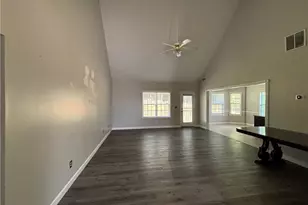 3720 Scotland Ln, Snellville, GA 30039 - Photo 11