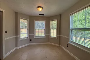 3720 Scotland Ln, Snellville, GA 30039 - Photo 5