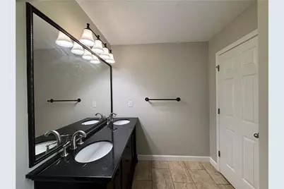 3720 Scotland Lane, Snellville, GA 30039 - Photo 15