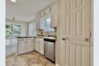 5335 Durham Ridge Court NW, Lilburn, GA 30047 - Photo 5