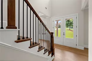 4538 Meadowland Way, Flowery Branch, GA 30542 - Photo 5