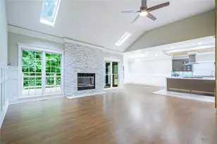 3924 Ashford Dunwoody Rd NE, Atlanta, GA 30319 - Photo 5