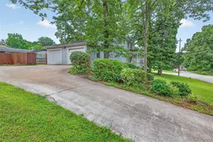 3356 Benton Harbor Ct, Decatur, GA 30034 - Photo 3