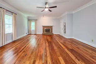 5599 Stone Creek Dr, Stone Mountain, GA 30087 - Photo 17