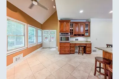 5599 Stone Creek Drive, Stone Mountain, GA 30087 - Photo 13