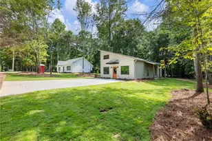 8083 Beachwood Dr, Murrayville, GA 30564 - Photo 29