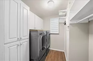 3581 Chelsea Crescent NE, Brookhaven, GA 30319 - Photo 11