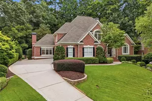5425 Buck Hollow Dr, Alpharetta, GA 30005 - Photo 1