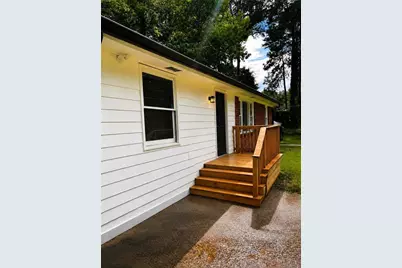 2328 Bonner Road, East Point, GA 30344 - Photo 9