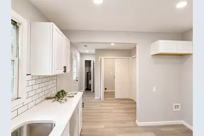 2328 Bonner Road, East Point, GA 30344 - Photo 9