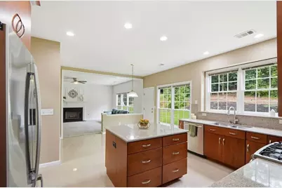 1736 Watford Glen, Lawrenceville, GA 30043 - Photo 11