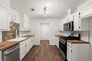 5015 Logans Run, Loganville, GA 30052 - Photo 13