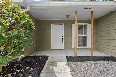 5015 Logans Run, Loganville, GA 30052 - Photo 5