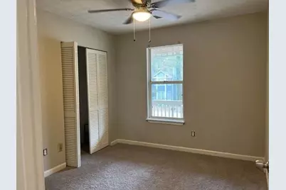 818 Greenhedge Drive, Stone Mountain, GA 30088 - Photo 3