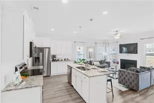 88 Vickers Point Dr, Fairburn, GA 30213 - Photo 7