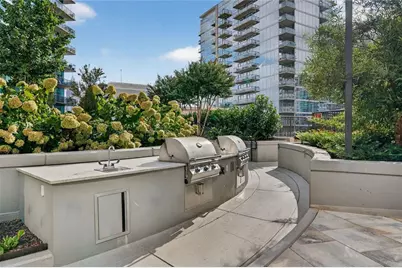 1080 Peachtree Street NE #2004, Atlanta, GA 30309 - Photo 35