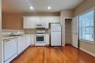 3531 Lantern View Ln, Scottdale, GA 30079 - Photo 9