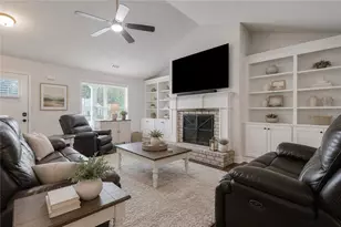 197 Hummingbird Ln, Statham, GA 30666 - Photo 5