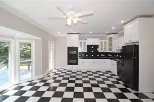 1441 Blvd Lorraine SW, Atlanta, GA 30311 - Photo 7
