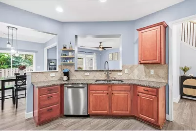 4977 Berkeley Oak Drive, Peachtree Corners, GA 30092 - Photo 11