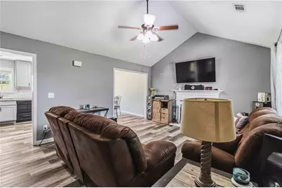601 Skyland Court, Winder, GA 30680 - Photo 5