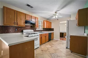 2224 Eagles Nest Cir, Decatur, GA 30035 - Photo 27