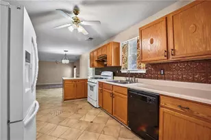 2224 Eagles Nest Cir, Decatur, GA 30035 - Photo 25