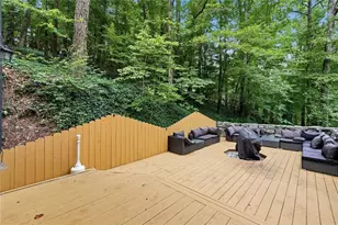 1210 E Beechwood Dr NW, Atlanta, GA 30327 - Photo 13