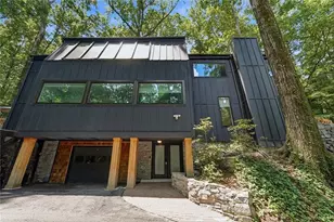 1210 E Beechwood Dr NW, Atlanta, GA 30327 - Photo 25
