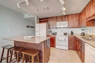 9860 S South Thomas Drive #711, Panama City, FL 32408 - Photo 5
