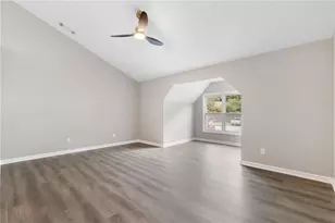 140 Winncastle Dr, Lawrenceville, GA 30044 - Photo 13