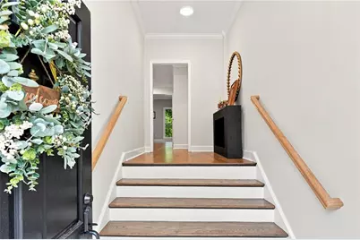 423 Jefferson Circle, Atlanta, GA 30328 - Photo 11