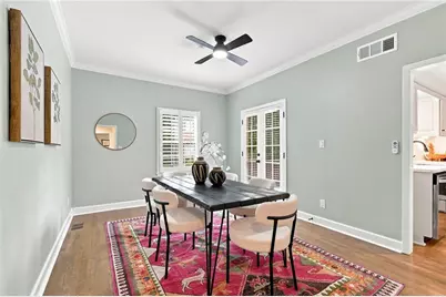 423 Jefferson Circle, Atlanta, GA 30328 - Photo 13