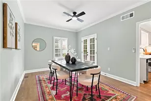 423 Jefferson Circle, Atlanta, GA 30328 - Photo 13