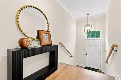 423 Jefferson Circle, Atlanta, GA 30328 - Photo 3