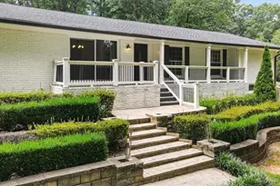 620 Spalding Dr, Sandy Springs, GA 30328 - Photo 1