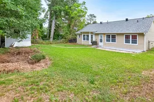 9138 Clubhouse Dr, Riverdale, GA 30274 - Photo 19