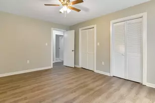 9138 Clubhouse Dr, Riverdale, GA 30274 - Photo 15